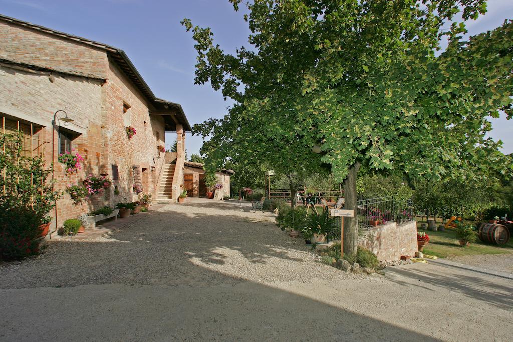 Podere Il Pero Siena Ngoại thất bức ảnh