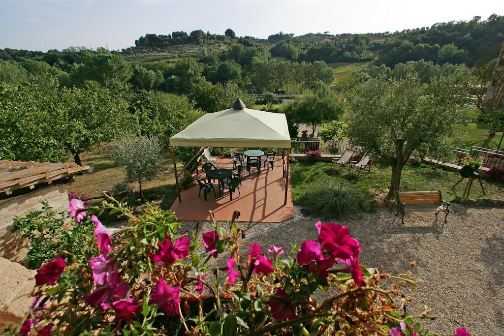 Podere Il Pero Siena Ngoại thất bức ảnh