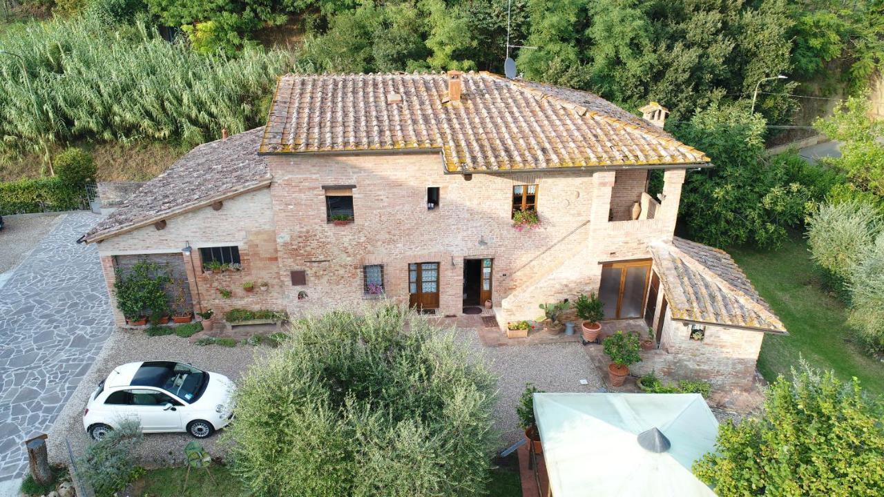 Podere Il Pero Siena Ngoại thất bức ảnh